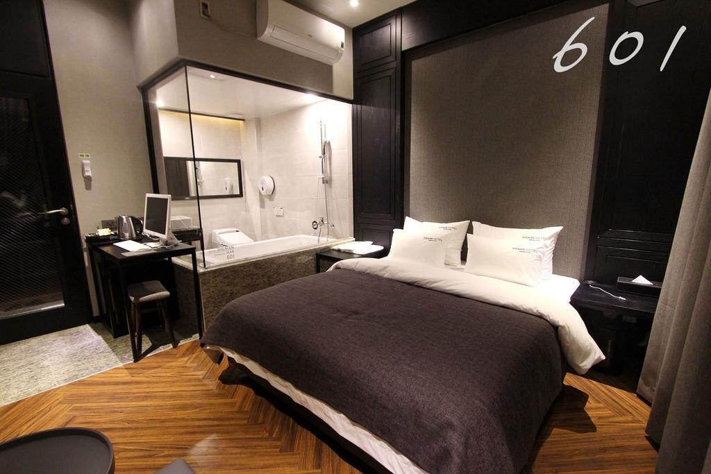 2 Heaven Hotel Lotte Waterpark Gimhae Εξωτερικό φωτογραφία