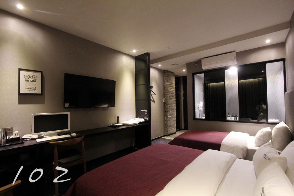 2 Heaven Hotel Lotte Waterpark Gimhae Εξωτερικό φωτογραφία