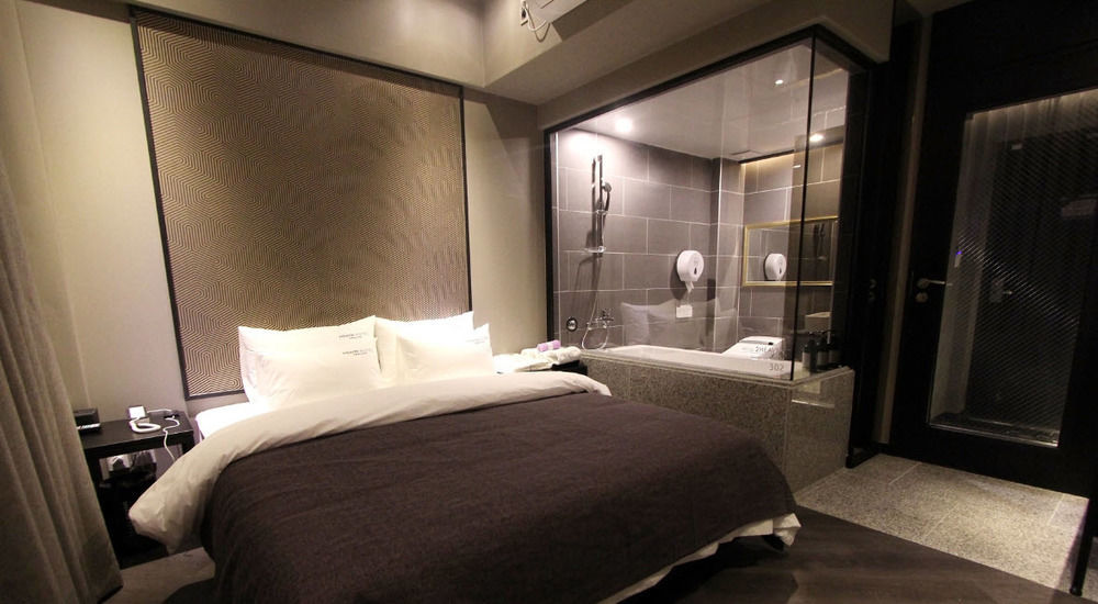 2 Heaven Hotel Lotte Waterpark Gimhae Εξωτερικό φωτογραφία